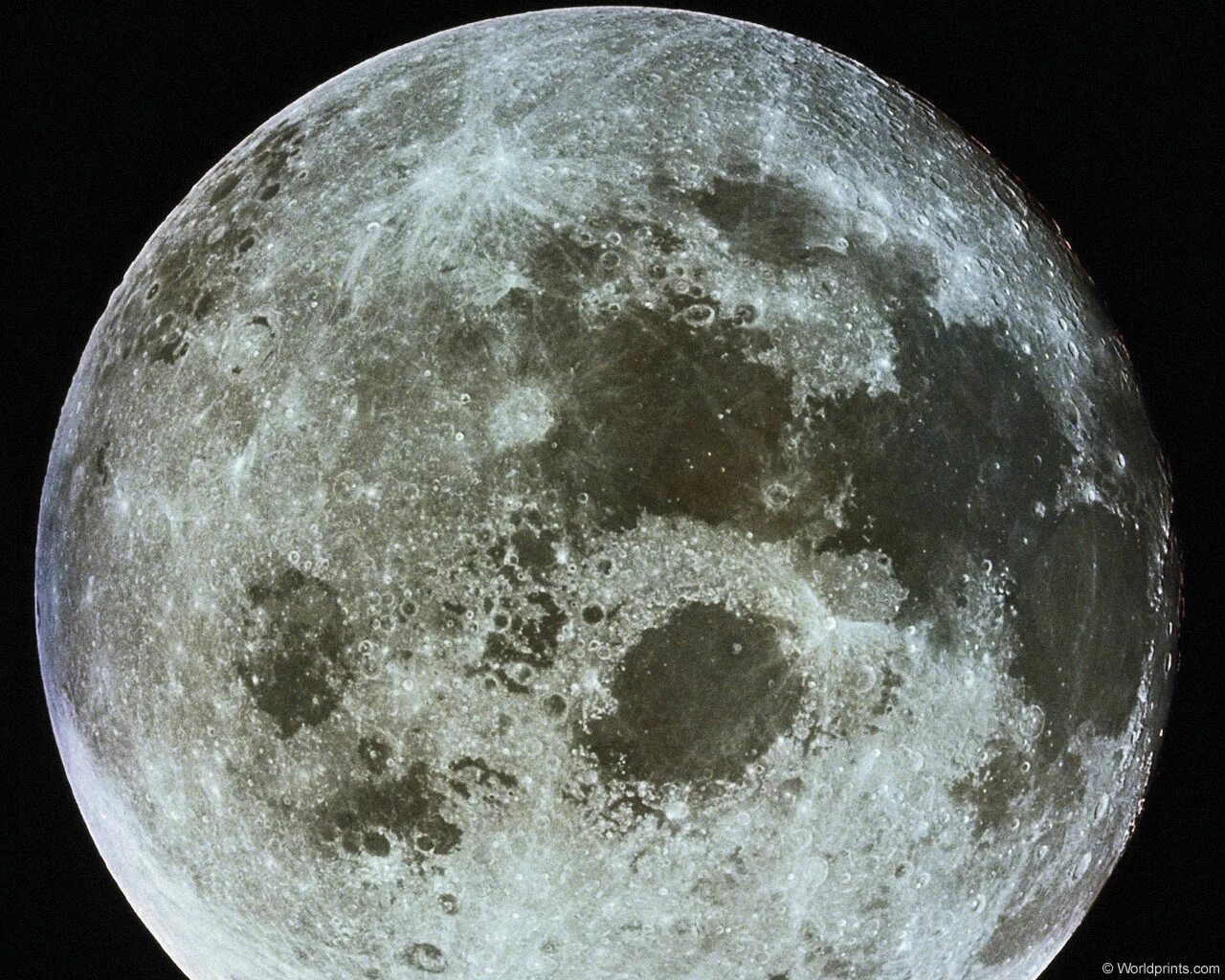 Луна. Луна в телескоп Хаббл. Снимки Луны. Луна Спутник.