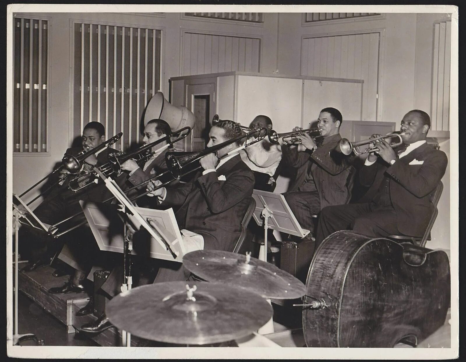 Джаз 1940. Джаз 1950. Джаз 50х. Джазовый оркестр 30 годы.
