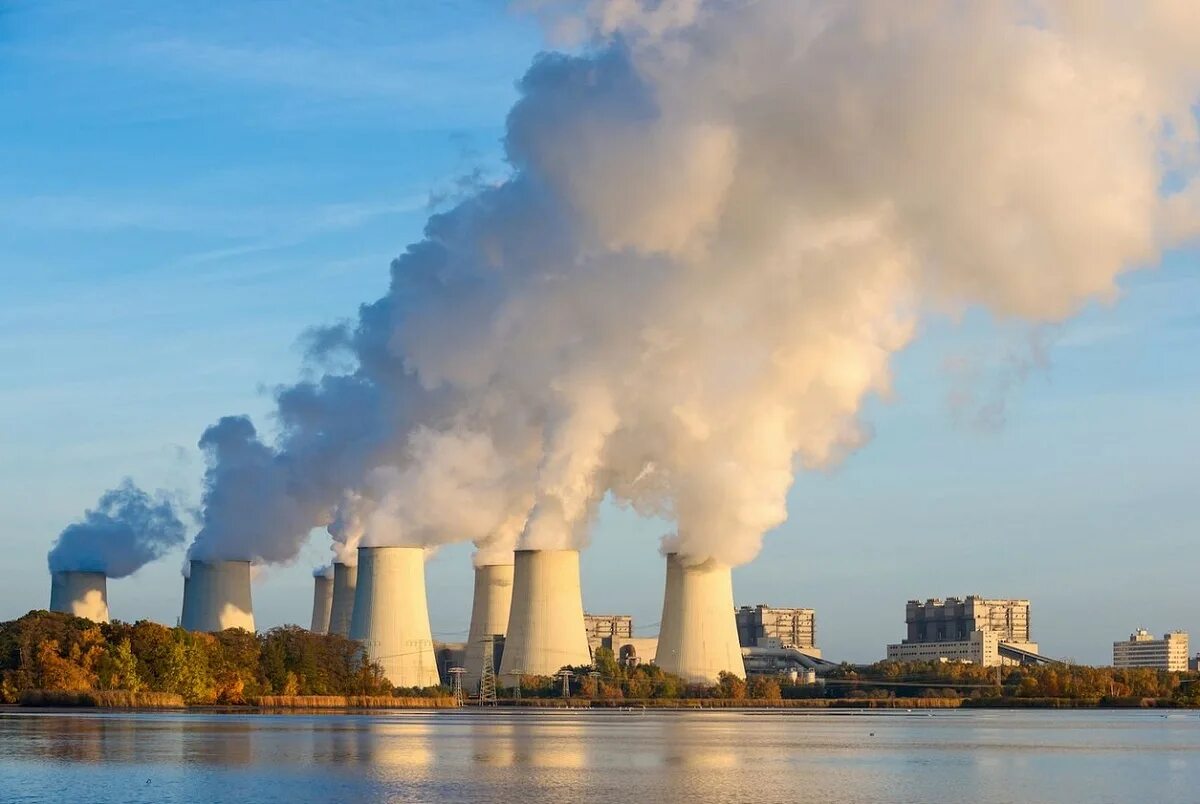 Загрязнение атмосферы углекислым газом. Парниковые выбросы. Загрязнение воздуха. Загрязнение от заводов. Газообразные выбросы.