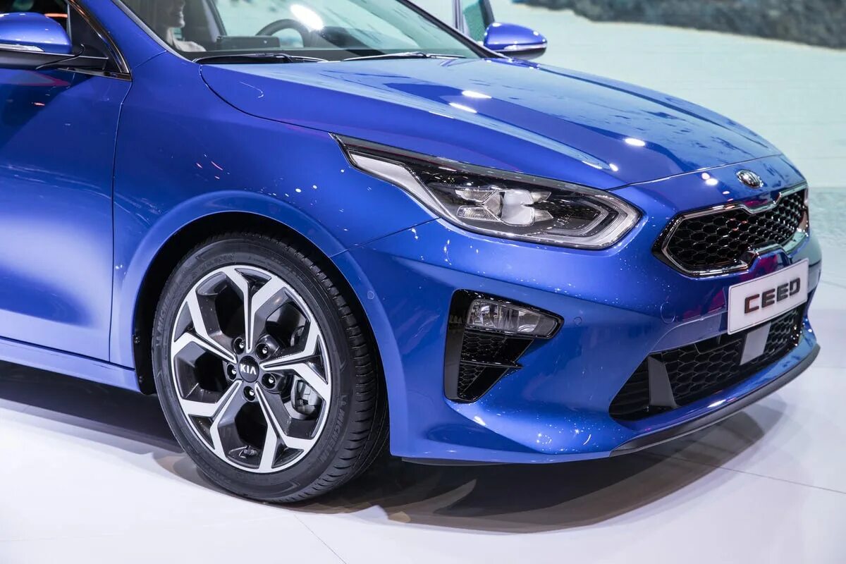 Kia Ceed 2019. Kia Ceed 2019 Blue Edition. Ceed CD синий. Kia Ceed 2019 STARLINE. Масло киа сид 2019