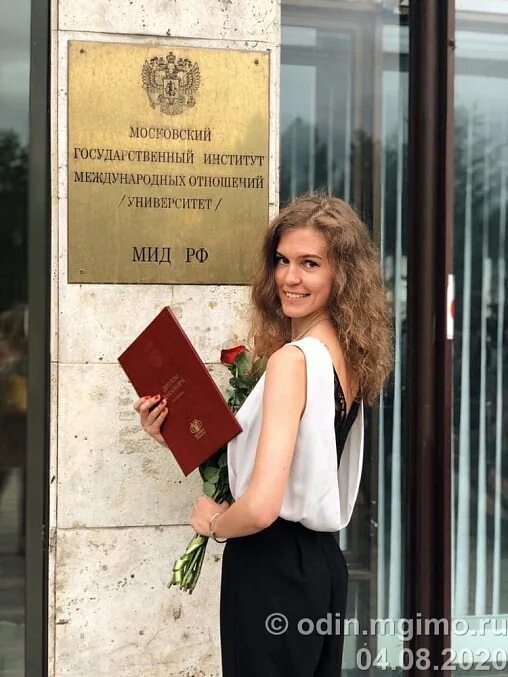 Поступление мгимо одинцово. Мгимо. Студентки мгимо. Камила валиева в 14. Камила поступила в мгимо.