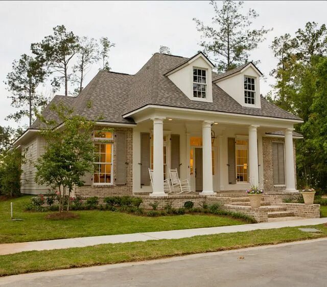 Проекты одноэтажных домов с колоннами Projekt domu Willa Parkowa 6 Beautiful house plans, Village house design, Bungal