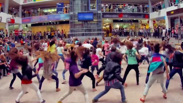 Недетское время флэшмоб. Клип недетское время. Недетское время флэшмоб. Недетское время флэшмоб. Флешмоб время недетское время.