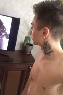 Давила мальчика