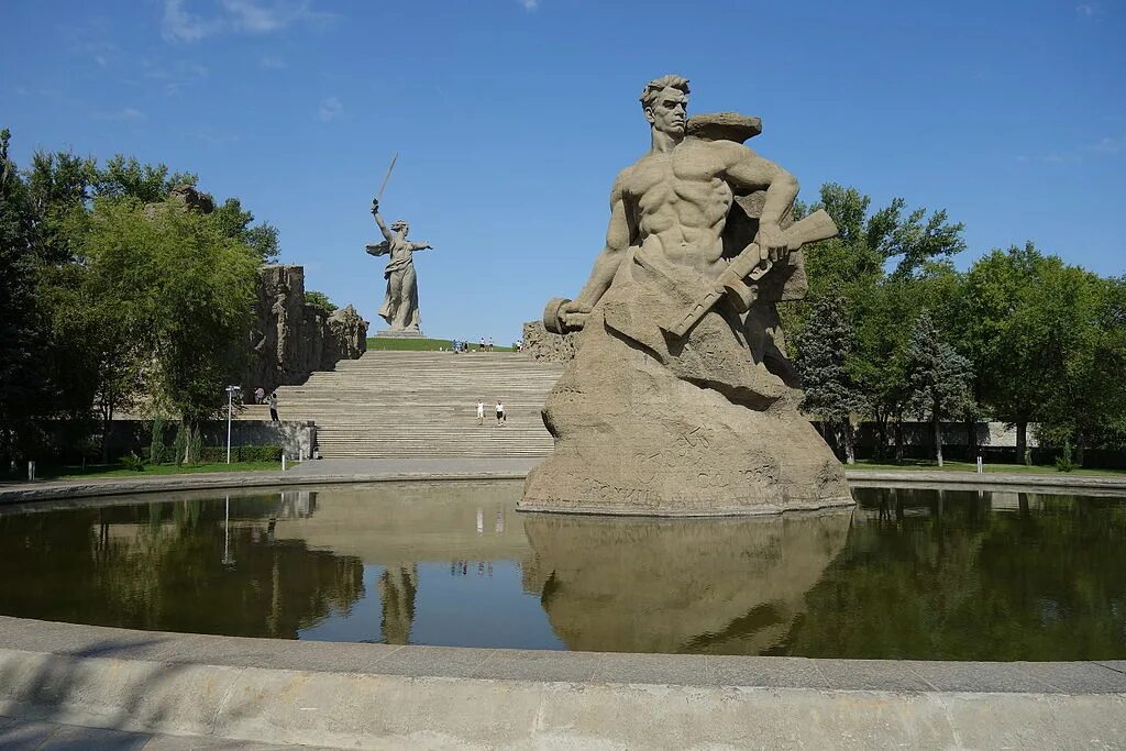 Памятники волгограда на карте