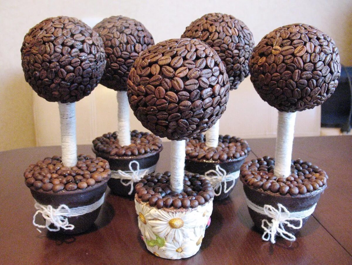 цветок kusudama. поделки из винных пробок. оригинальные поделки. креативные идеи для дома своими руками. кашпо из прищепок.