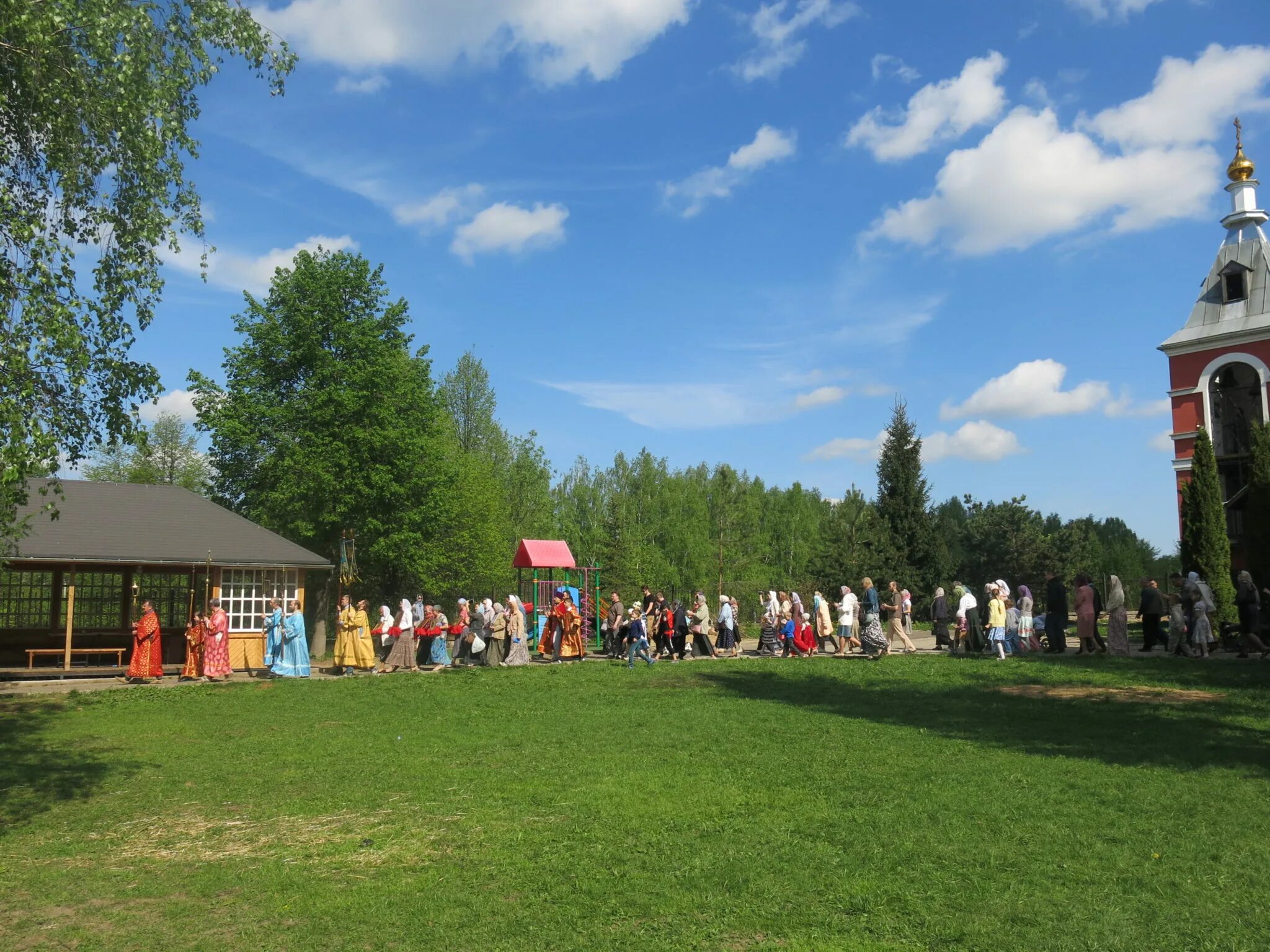 Семхоз храм георгия победоносца. Семхоз храм георгия победоносца. Сергиев посад храм георгия победоносца. Храм вмч. Храм семхоз сергиев посад.