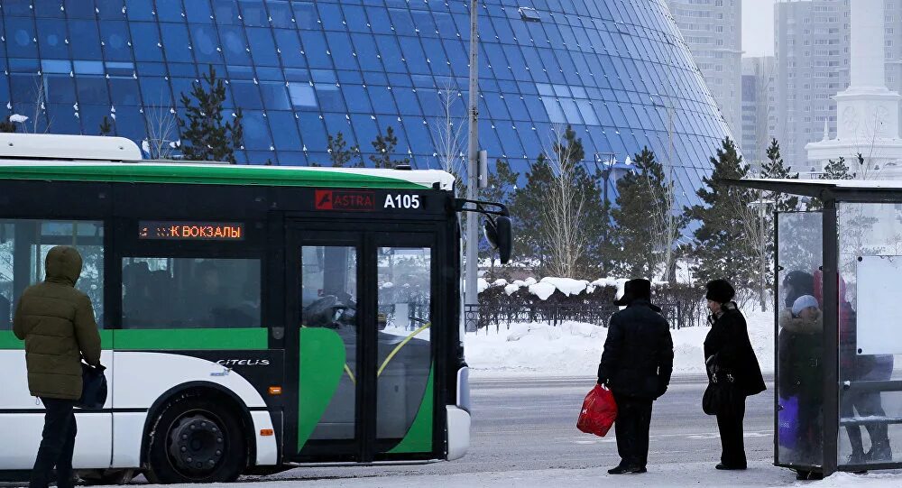 Остановки автобусов астана. Автобусные остановки астана. автобусные остановки нурсултан. остановки лрт астана. автобусы астана внутри.