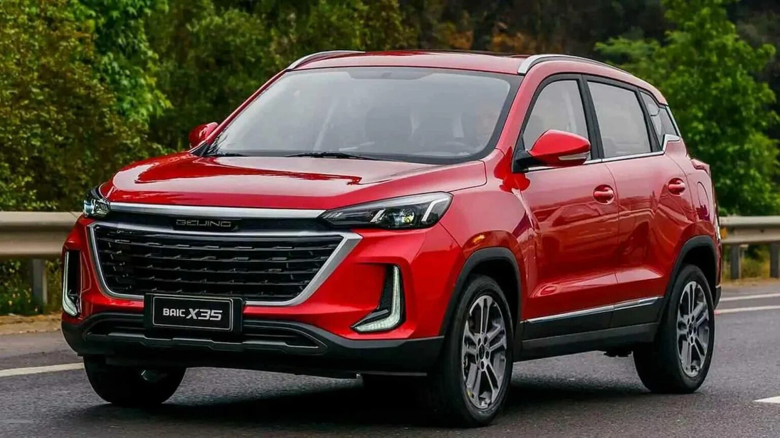 Лучший китайский кроссовер. X35 baic. Китайские машины 2022 марки. Baic x5. Baik x35 кроссовер.