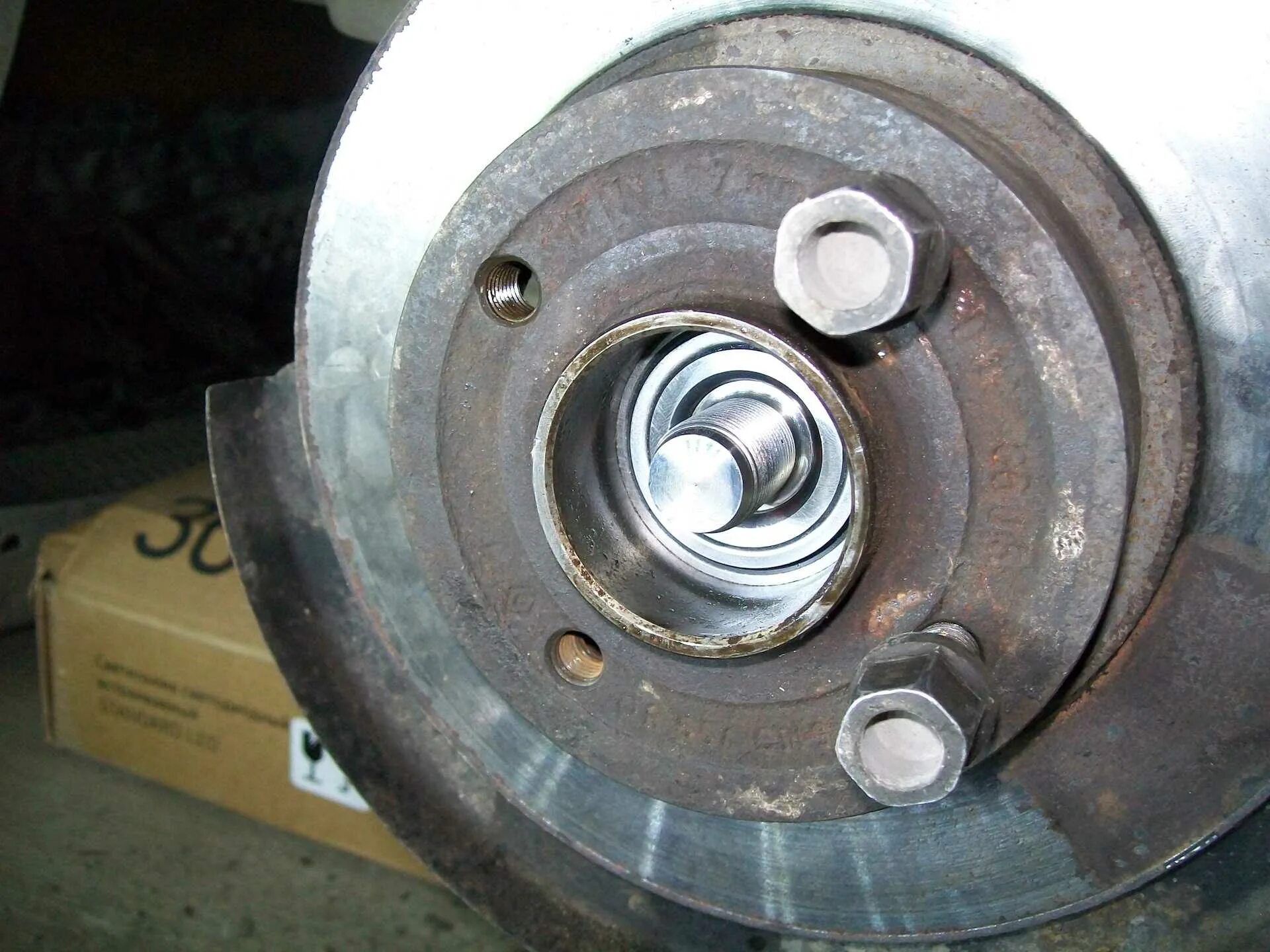 Задний подшипник рено меган 2. Подшипник задней ступицы рено меган 3. Ступица рено меган 2. Ntn-snr fc40858s03. Задние ступичные подшипники меган 2.