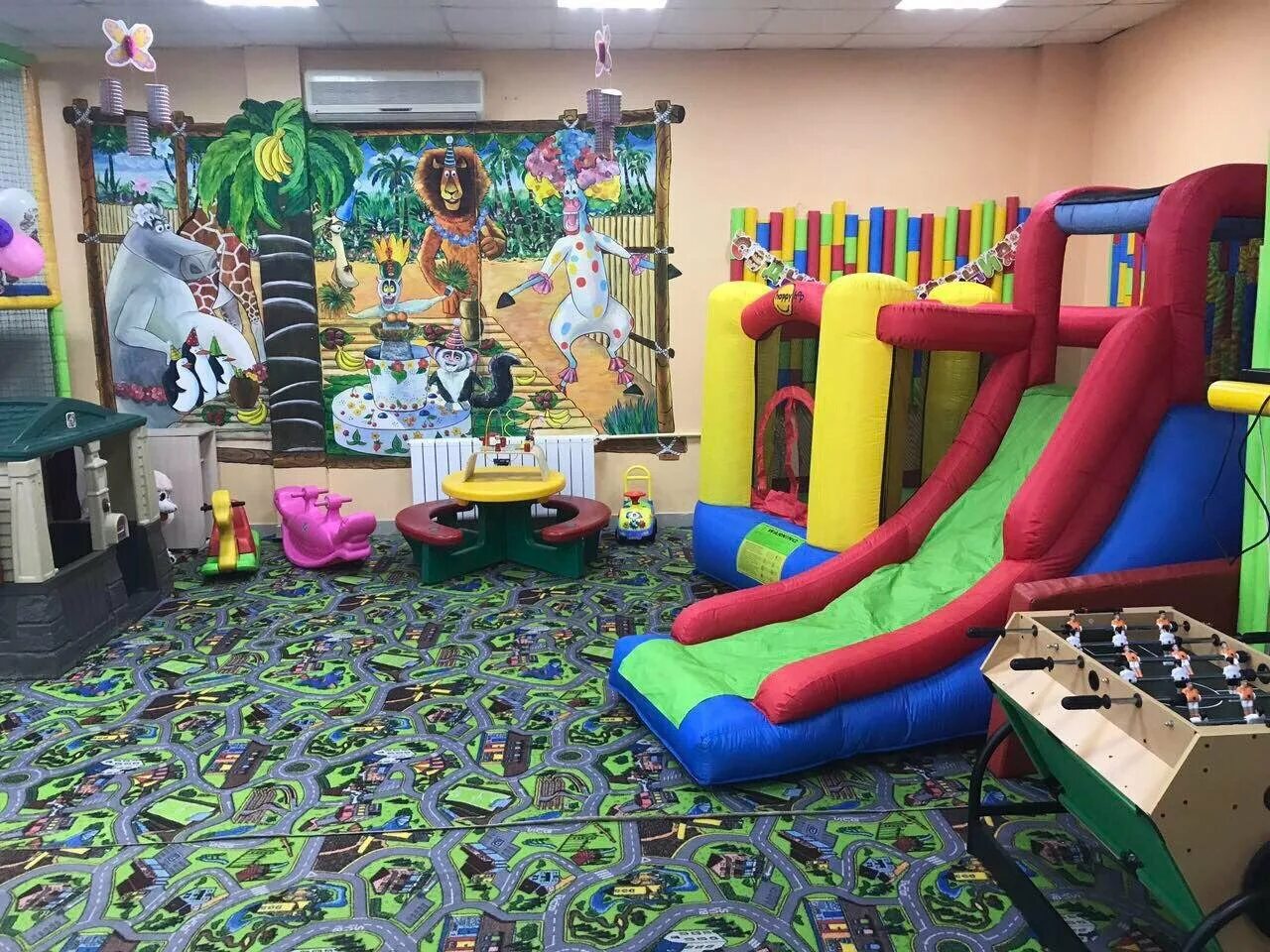Мадагаскар игровой центр. Детский игровой клуб мадагаскар, таганрог. игровая комната мадагаскар таганрог. мадагаскар детская комната. игровая комната мадагаскар, мурманск.
