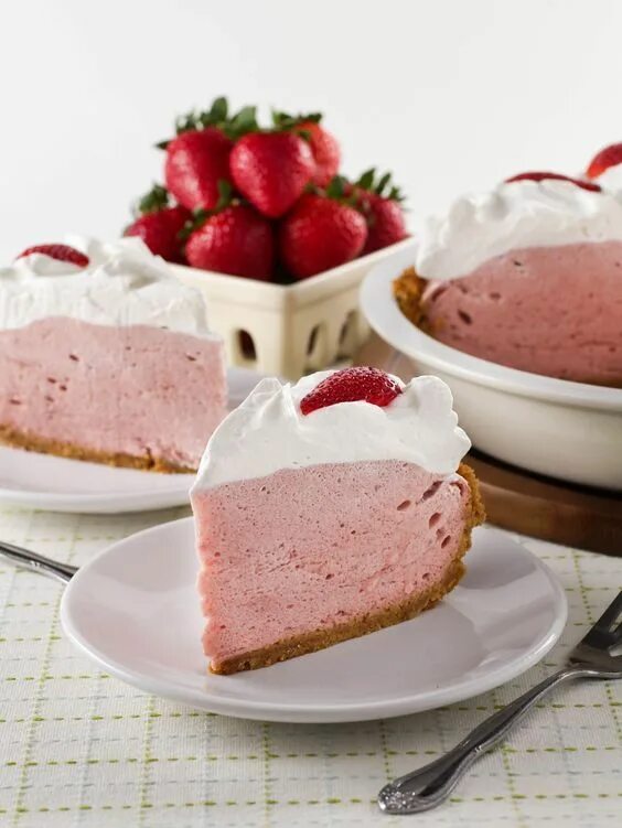 Strawberry Cream Pie - Tastes like a dream! This easy summer pie is creamy, swee