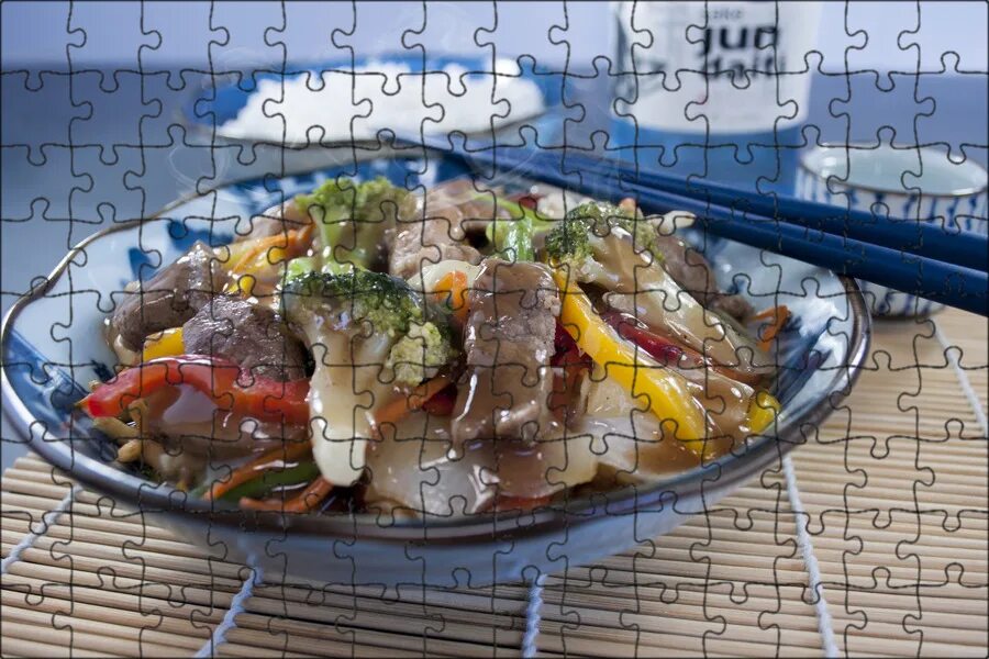 Китайские национальные блюда. Китайские блюда с мясом. Свинина в кисло сладком соусе веревочка. Тайская кухня. Китайские блюда из мяса.