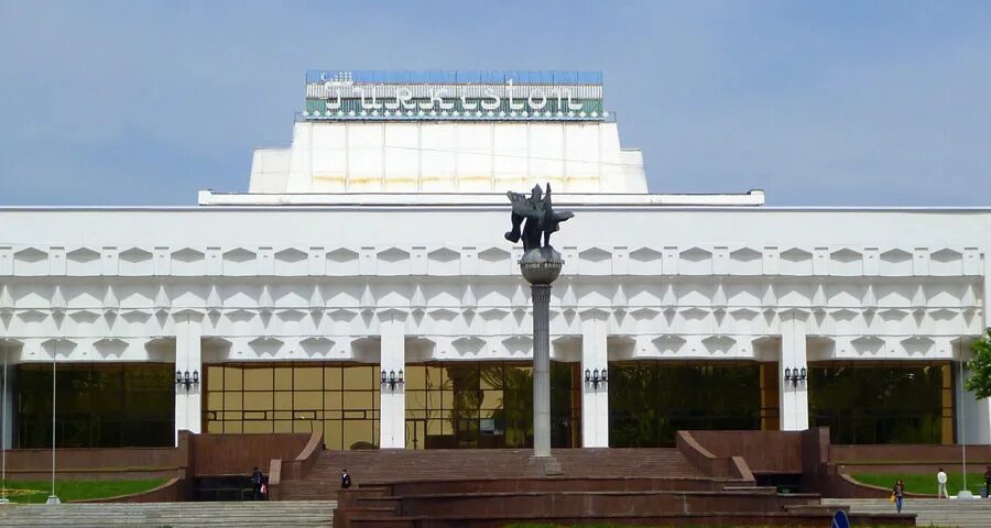 Туркестан венеция. Караван-сарай бюйюк-хан (никосия). Караван сарай иран. Дворец туркестана. Караван сарай туркестан.