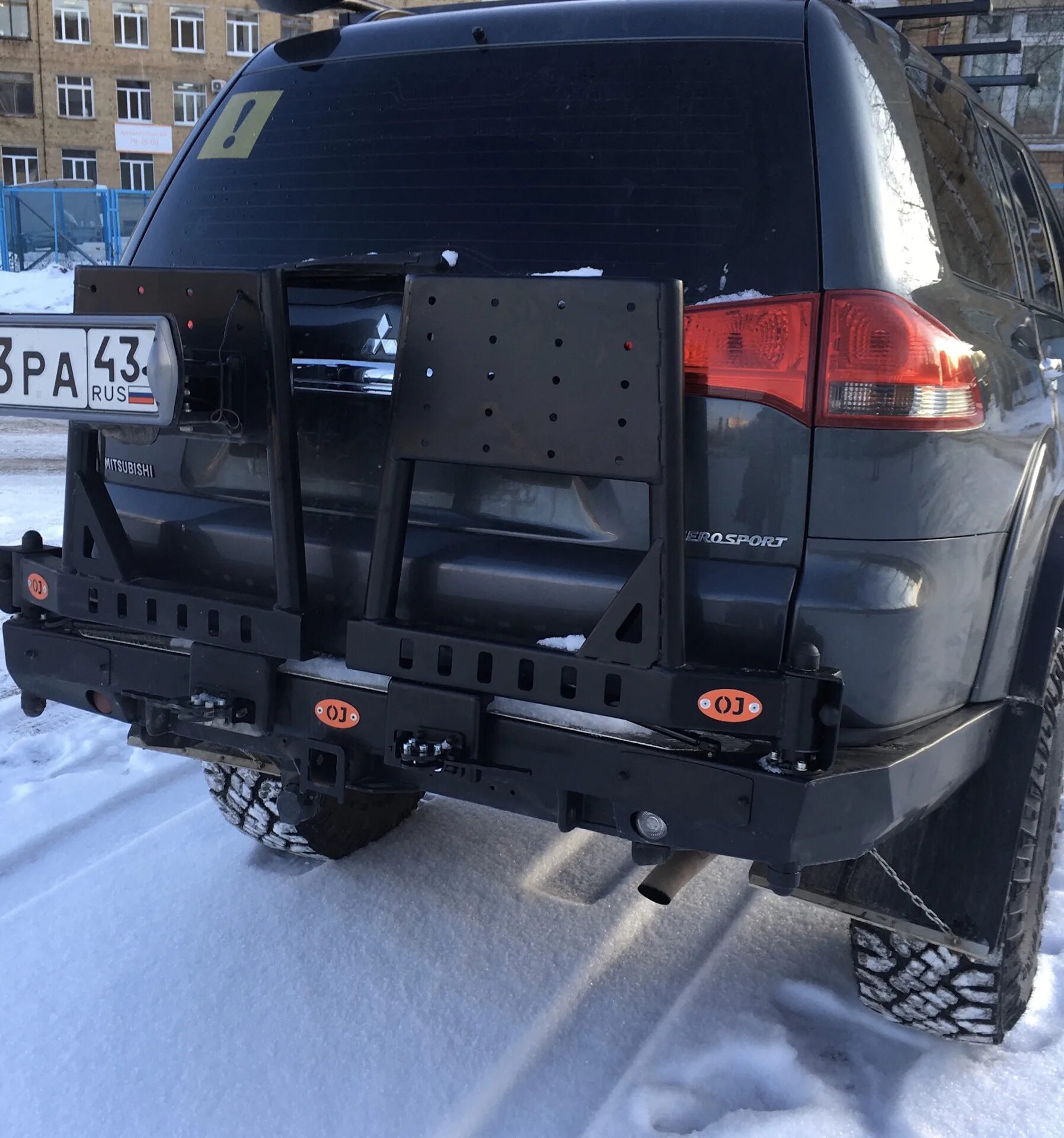 Силовой бампер задний купить. Задний бампер Паджеро 2. Mitsubishi Pajero 2 задний силовой бампер. Силовой бампер Mitsubishi Pajero Sport 2. Паджеро спорт 2 задний силовой бампер.