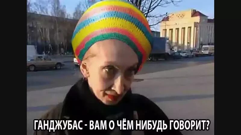 Что нибудь на голове. Ибрагим кандибобер. кандибобер аллах акбар. красный кандибобер ибрагим. кандибобер на голове.