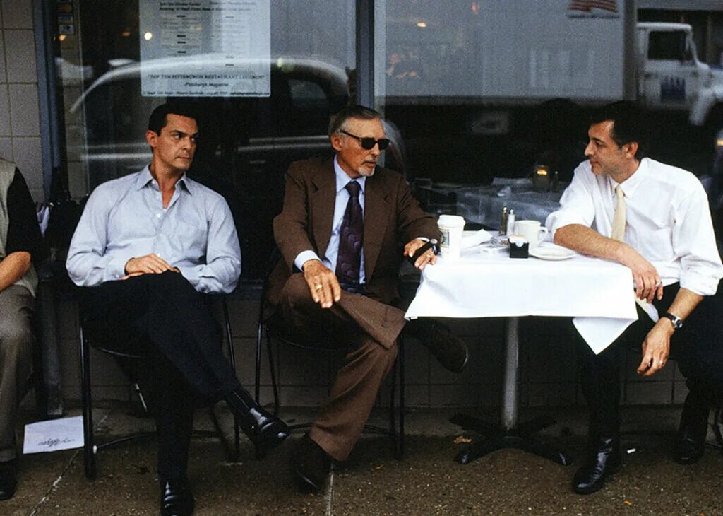 Пересечение 10 й и вульф. Пересечение 10-й и вульф фильм 2006. Пересечение 10 й и вульф. Пересечение 10-й и вульф 2006. Фильм пересечение 10-й и вульф.