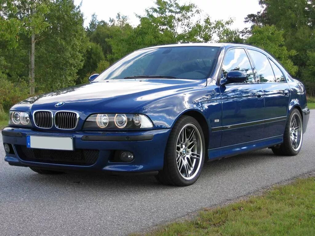 Авито б у бмв. BMW 5 е39. BMW m5 e39 2000. БМВ е39 2004. BMW m5 e39 1998.