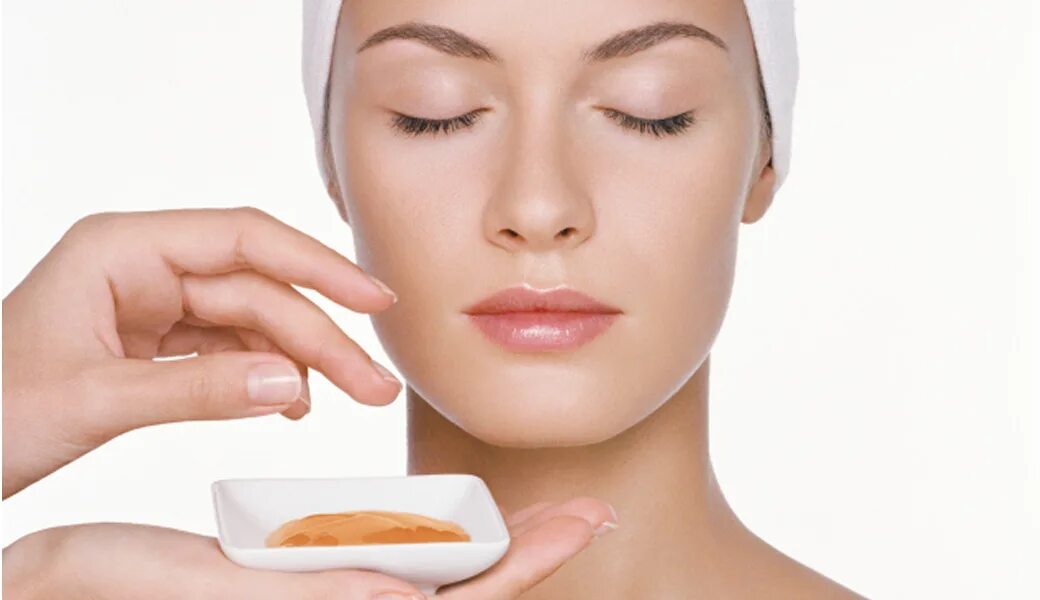 Омолаживающие процедуры для лица. Лицо косметология. Пилинги вредно. Химические пилинги для лица. Химические пилинги для лица.