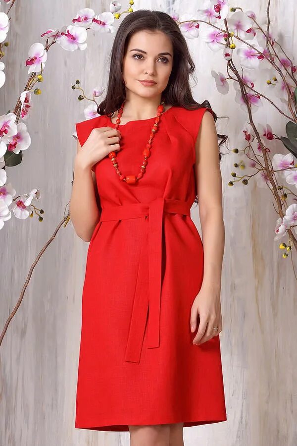 Красное платье из льна. Красное льняное платье. Красный сарафан летний женский. Красный сарафан из льна.