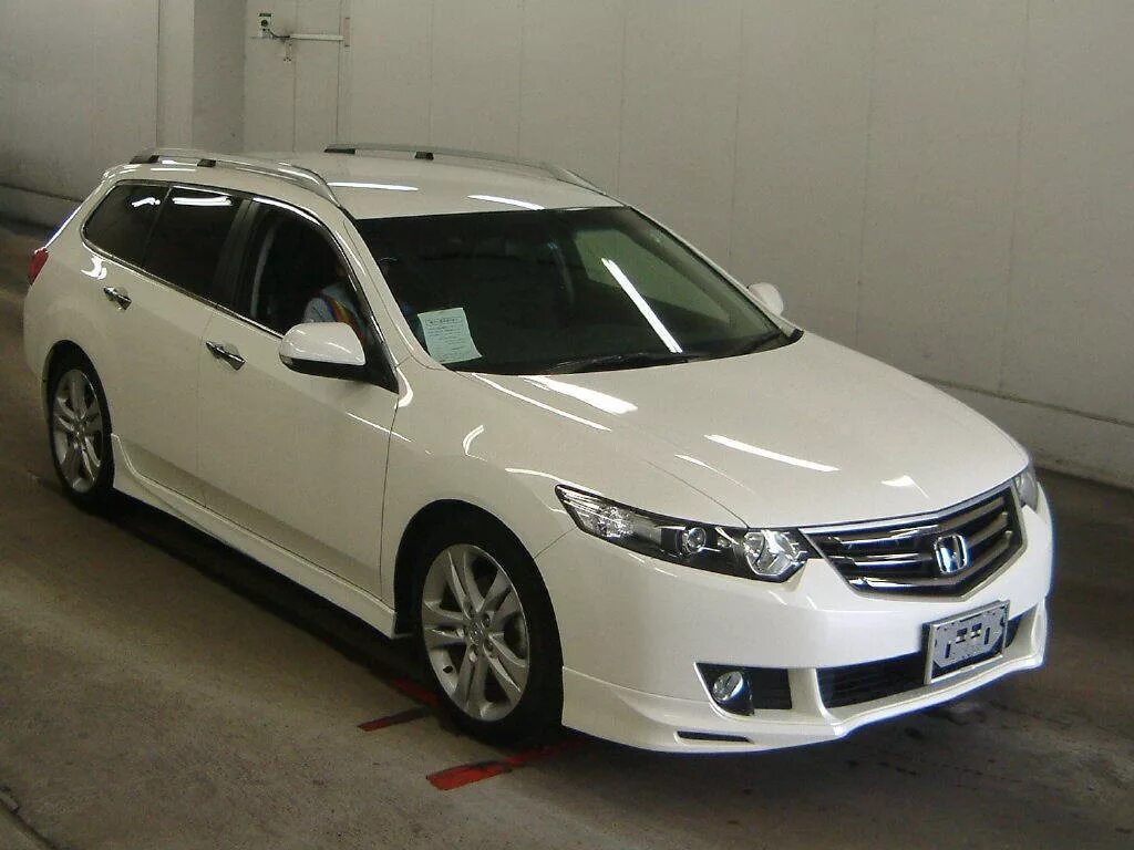 Купить аккорд новосибирск. Honda Accord 8 универсал. Honda Accord универсал 2008. Honda Accord 8 Wagon. Honda Accord универсал 2014.