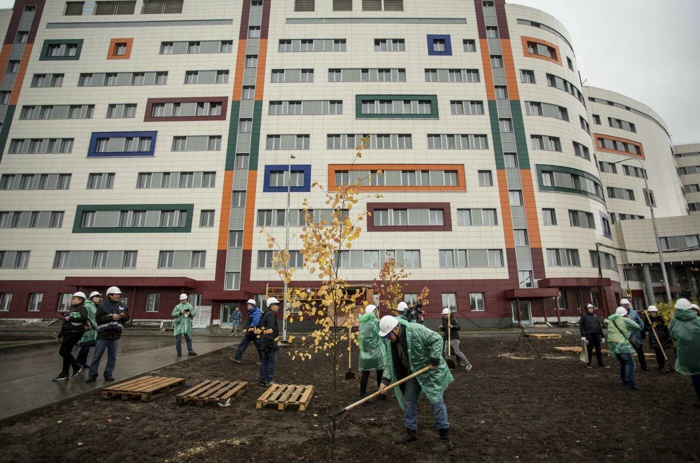 Охраны материнства и детства сургут. Центр охраны материнства Сургут. Перинатальный центр Сургут. Сургуте перинатальный центр охраны материнства и детства. Центр охраны материнства и детства Сургут сверху.