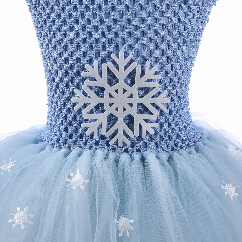 Платье снежинки. Платье снежинка. Платье снежинки для новогоднего. Детский костюм "снежинка". Платье снежинка.