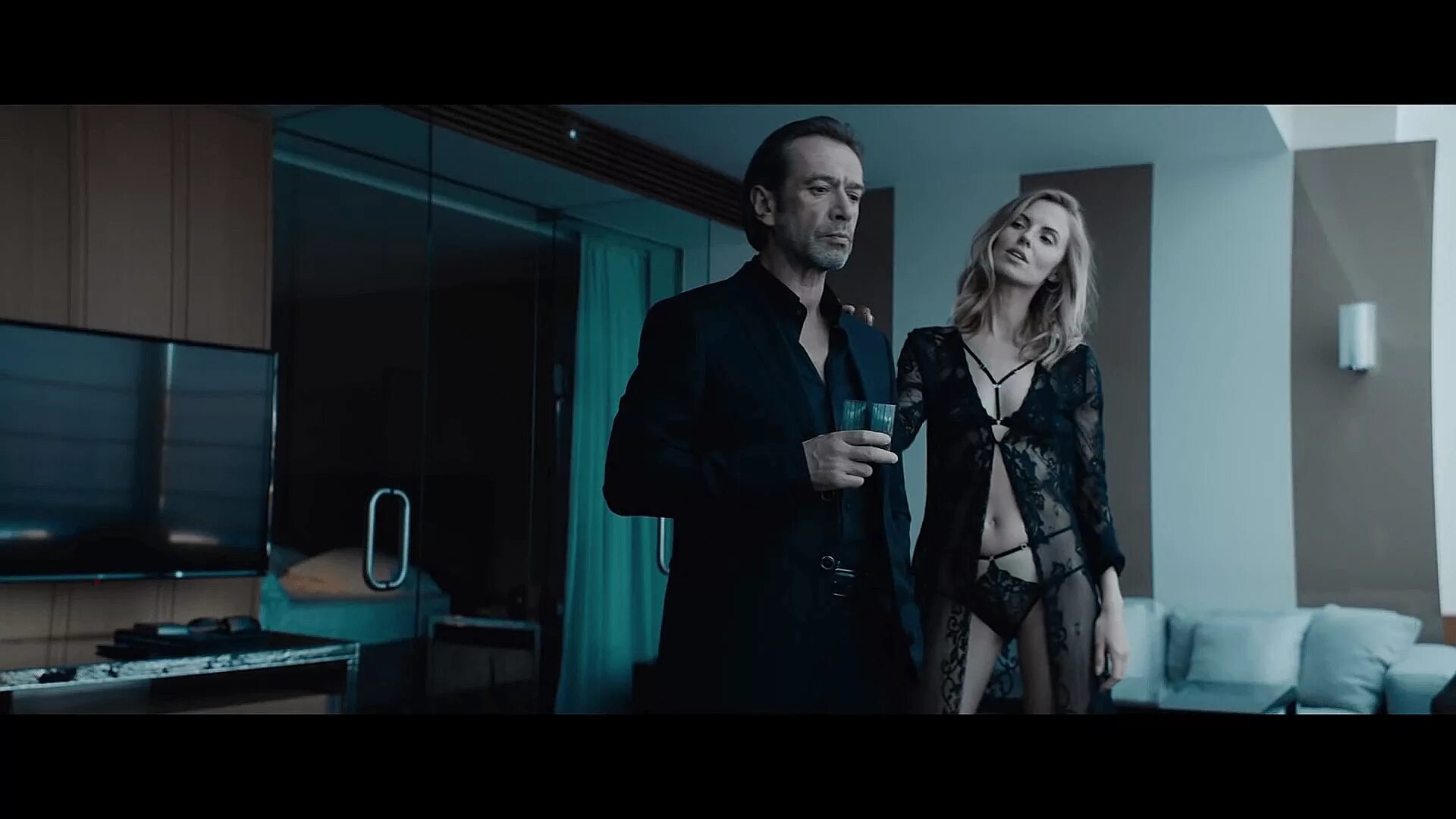 Фелисити джонс аэронавты. Герои трейлер. Trailer 2019. Мадс миккельсен полярный. Станция 88 (2019).