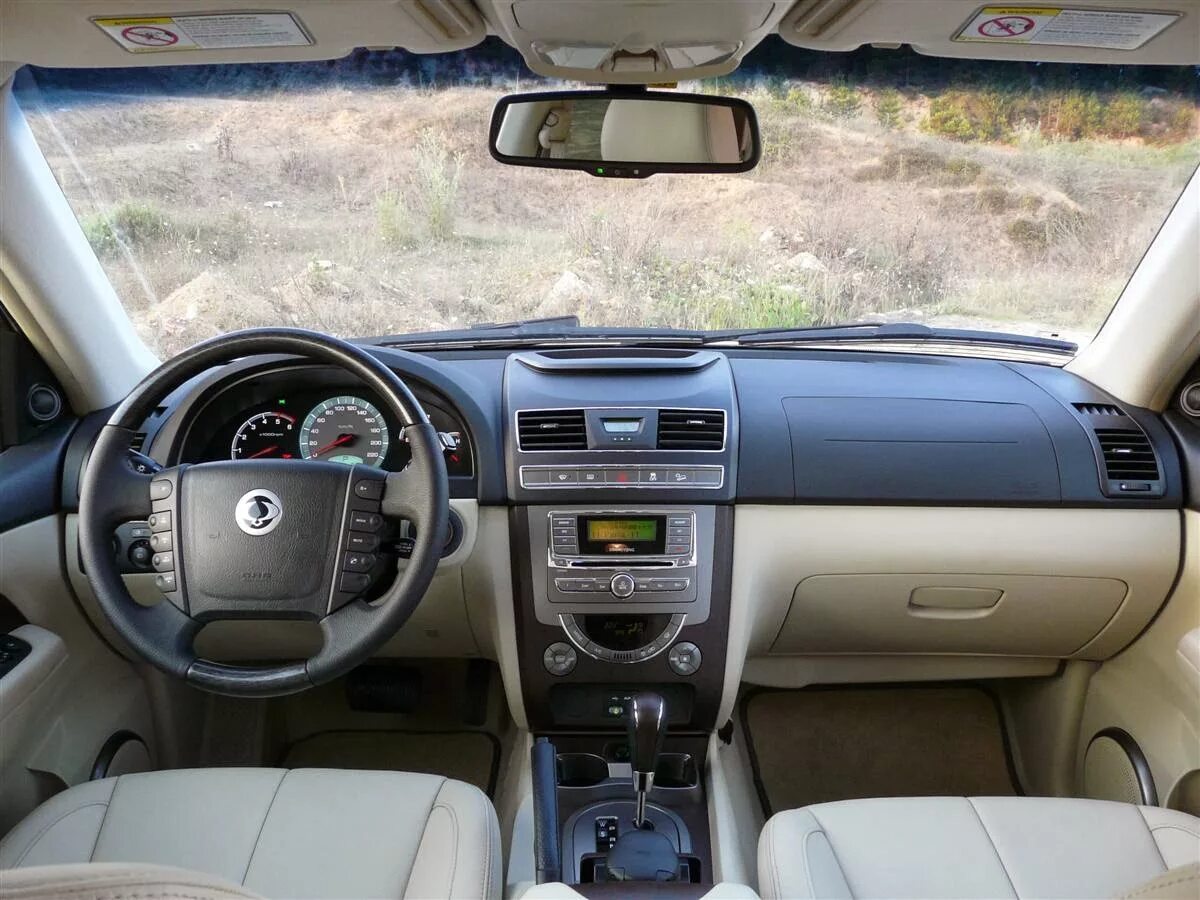 Ssangyong rexton 2.7 xdi. Ssangyong rexton 2 салон. ssangyong rexton 2006 салон. rexton 2007 салон. ssangyong rexton 2007 салон.