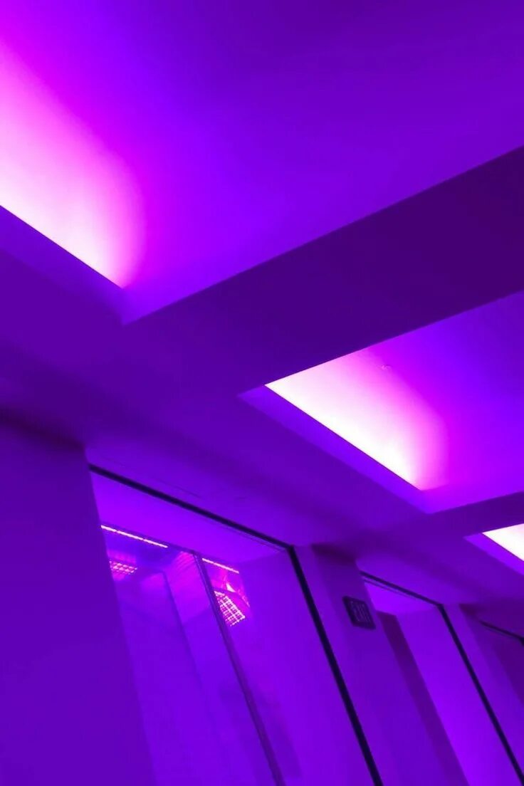 Фиолетовый неон. Неоновый фиолетовый. Фиолетовая Эстетика. Фиолетовый цвет неон. Неоновые оттенки