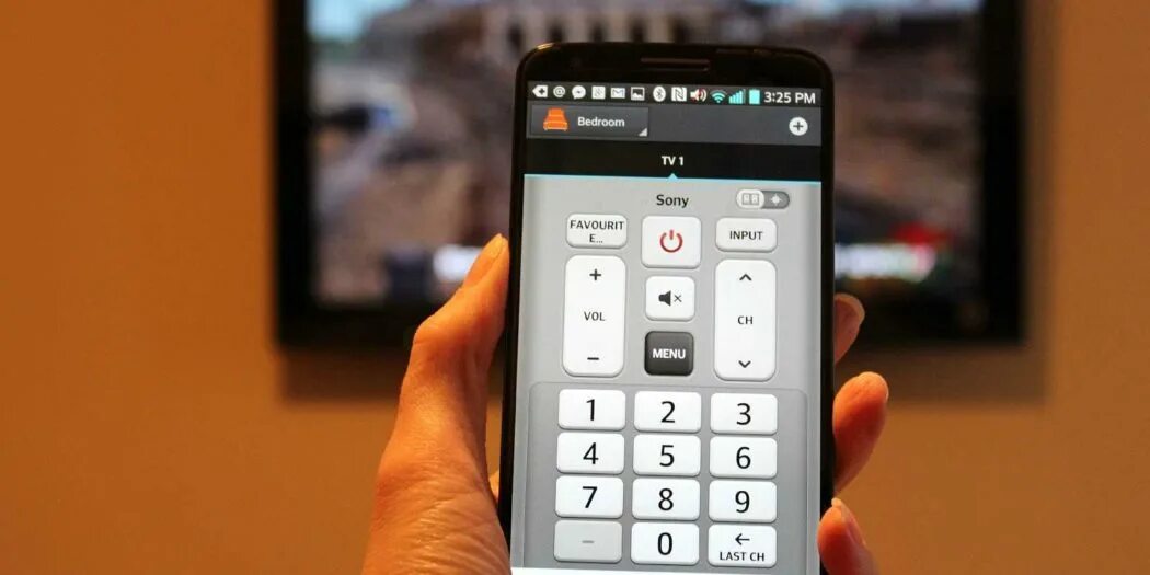 Гаджеты на пульте управления. Смартфон как пульт для человека. Как телефоном проверить пульт от телевизора
