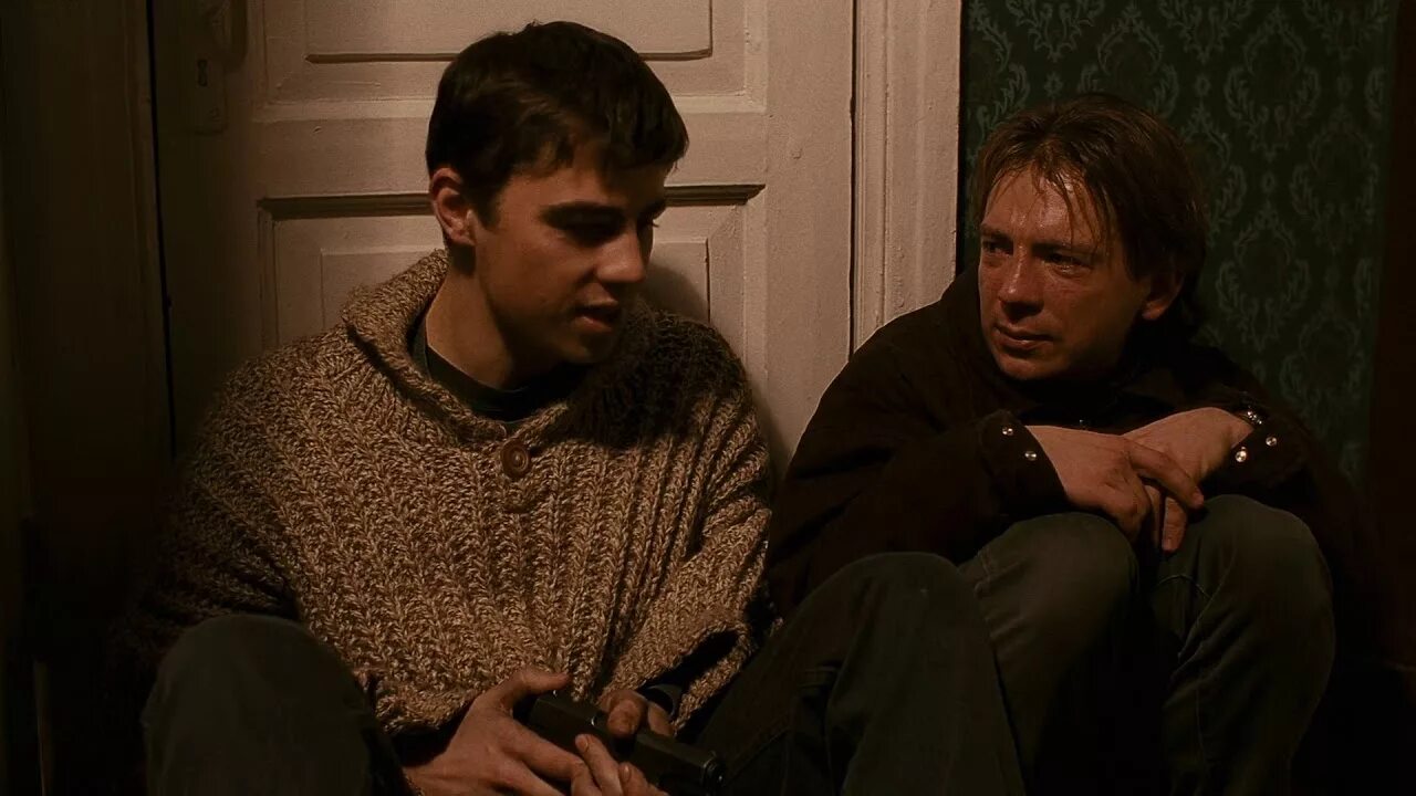 Брат отрывок. Брат фильм 1997 немец. брат сериал 1997. брат 1 фильм 1997. бодров балабанов 1997.