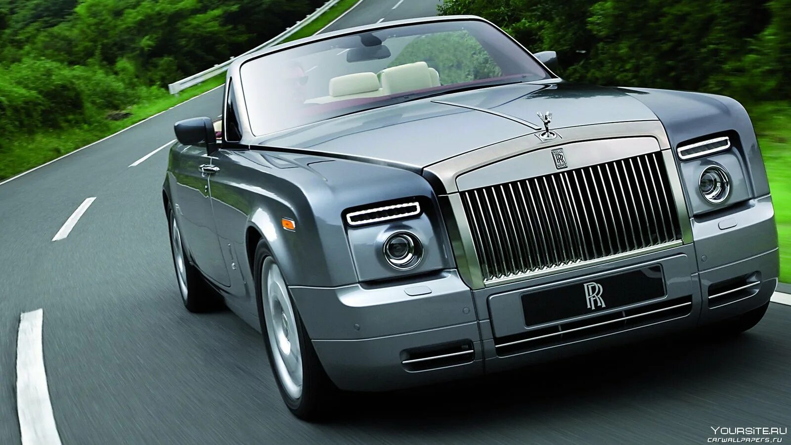 Как называется роллс ройс. Rolls Royce Phantom Drophead. Rolls Royce Phantom Coupe 2022. Phantom Drophead Coupe. Rolls Royce Drophead Coupe.