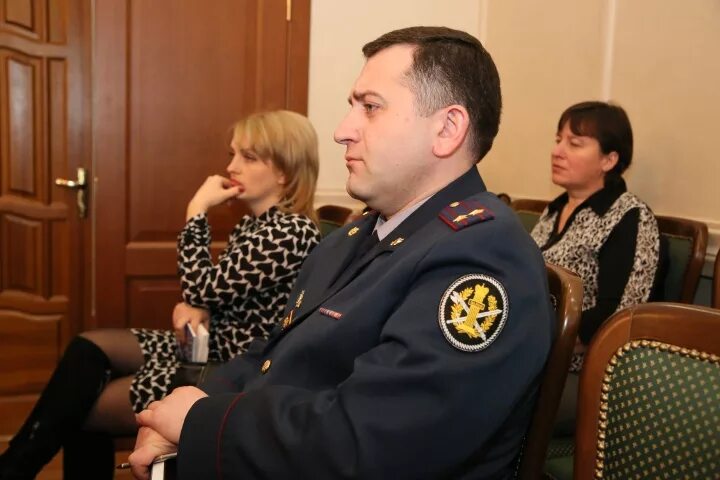 Уфсин по кчр. Фку уфсин сизо 1 россии по карачаево черкесской. Ингушетия сизо уфсин. Уфсин северная осетия алания емельянов. Начальник сизо 1 черкесск.