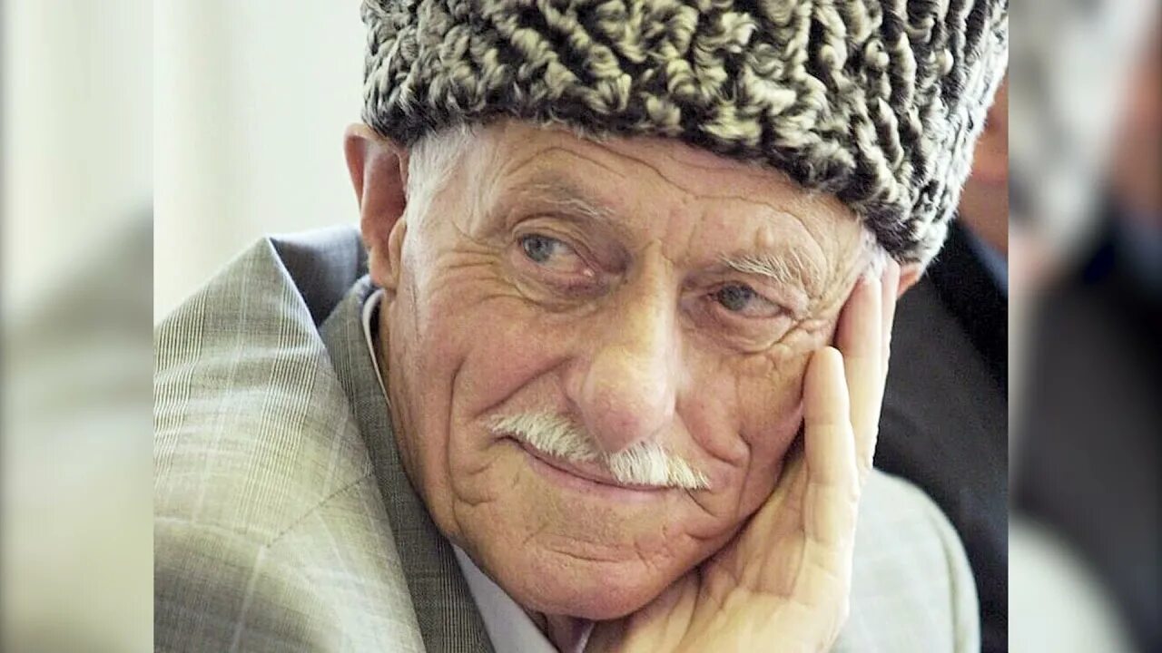 Еха буьйсанаш. Еха буьйсанаш. Книги абузара айдамирова. Еха буьйсанаш. Еха буьйсанаш.