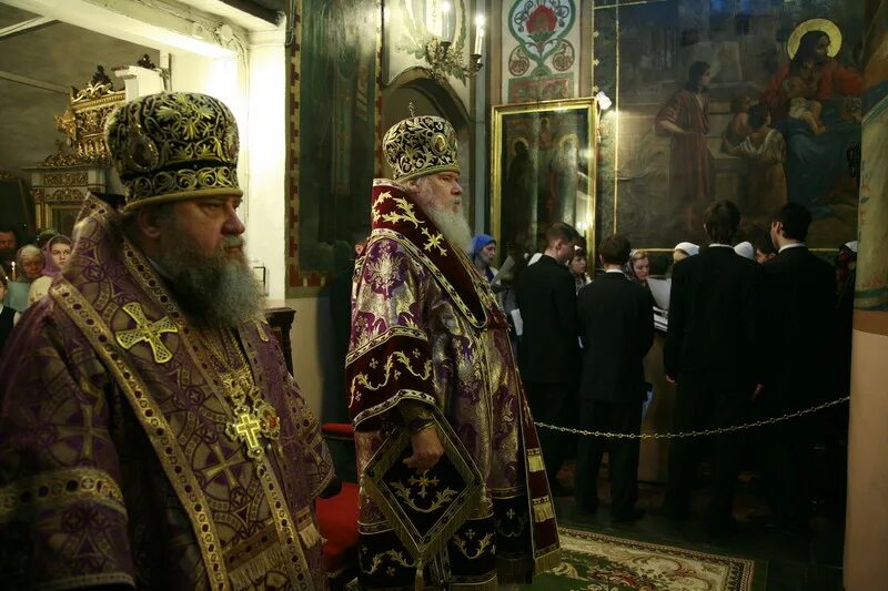 богослужение в купавне сегодня вечером 4 ноября будет ли. богослужения в коломенском. богослужения в коломенском. дьякон казанский храм коломенское. казанский собор на красной площади расписание богослужений.