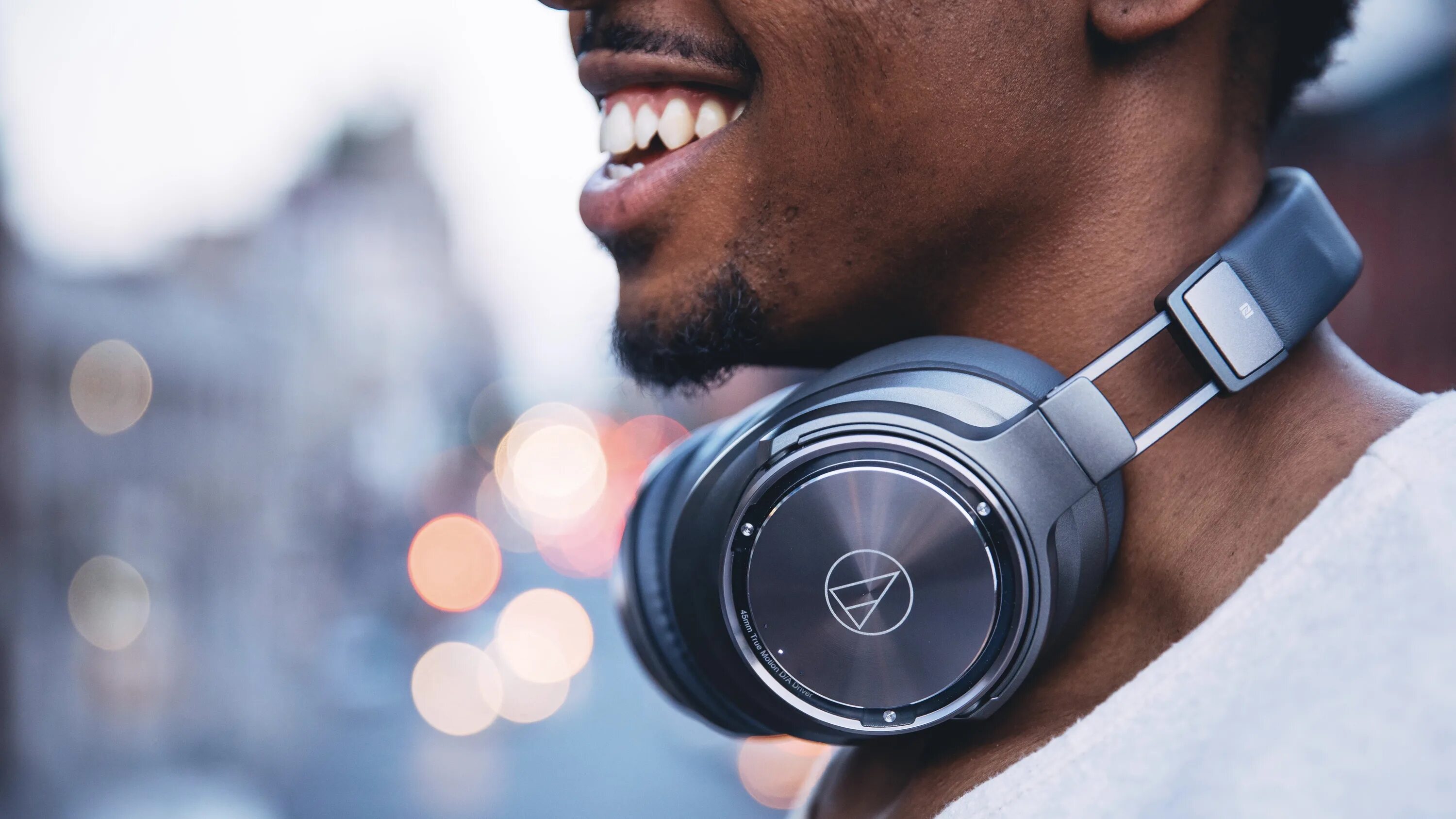 Беспроводные наушники слушать радио на телефоне. Audio Technica ATH 9. Audio-Technica ATH-dsr9bt. Over-Ear Wireless Headphones.