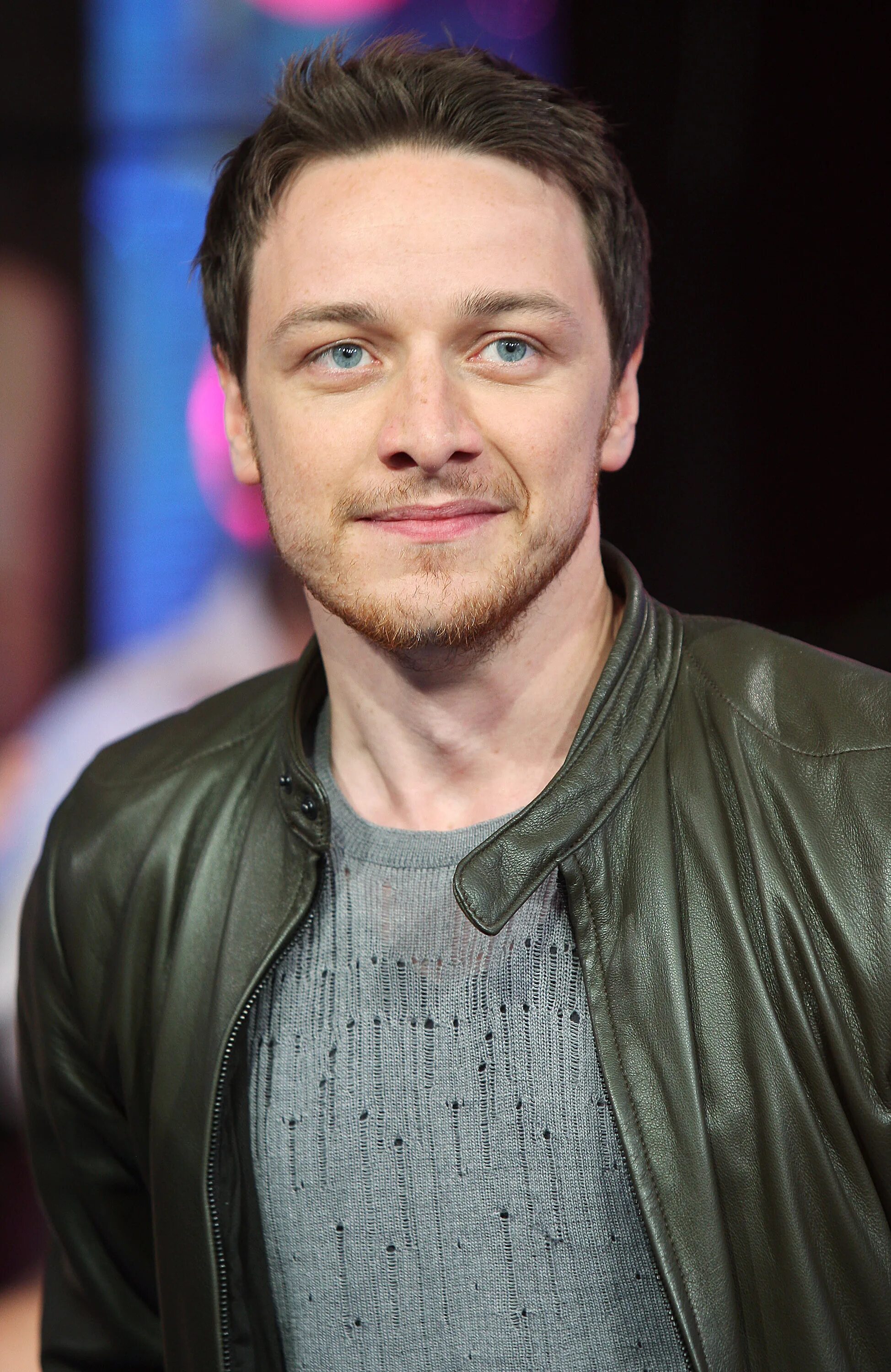 МАКЭВОЙ месэм. James MCAVOY 2004.