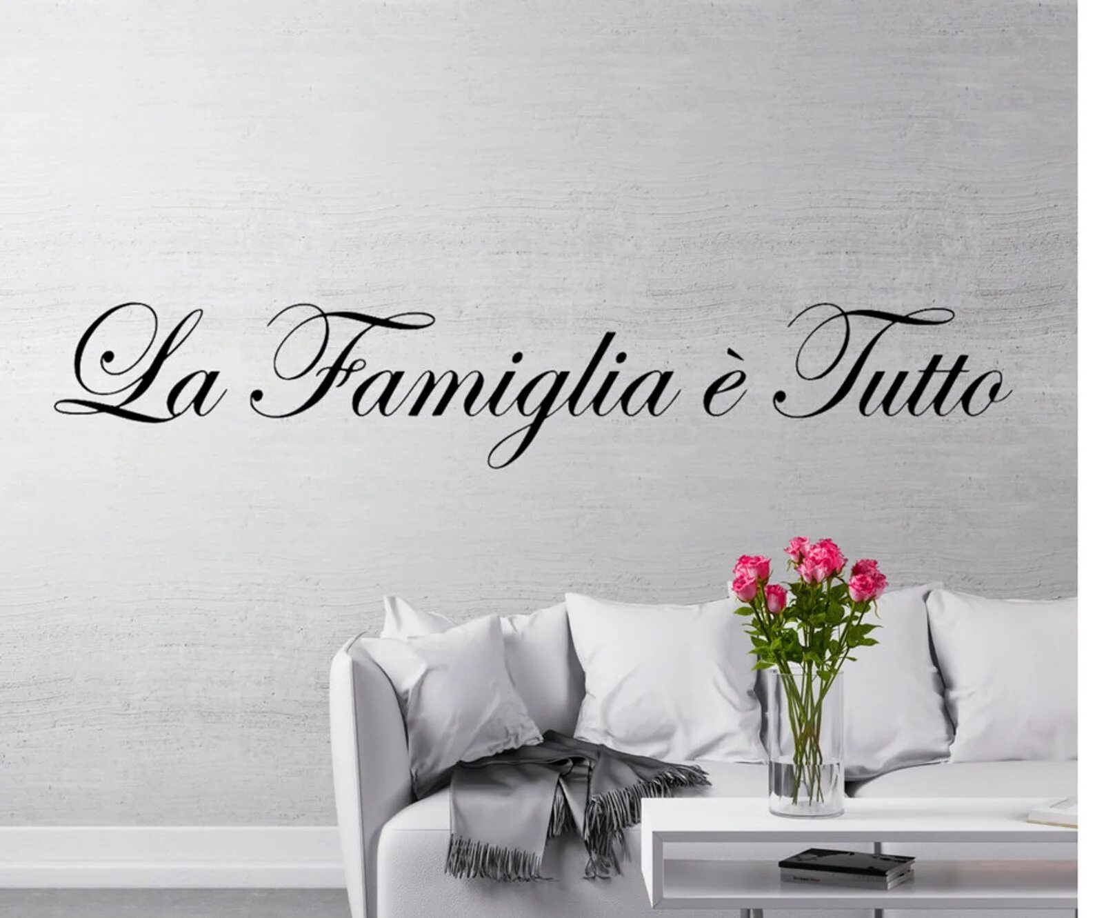 Family is everything. Famiglia e tutta эскиз надпись.