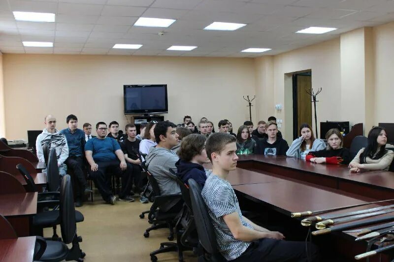 Финансово технологический колледж сгау саратов. Финансово технологический колледж сгау саратов. Мичурина 97 саратов колледж. Колледж вавилова в саратове. Финансово-технологический колледж.