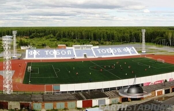 Стадион Тобол в Тобольске. Тобол стадион Северные ворота. Тобол футбольное поле в Тобольске. Тобольск стадион Тобол трасса. Стадион тобол