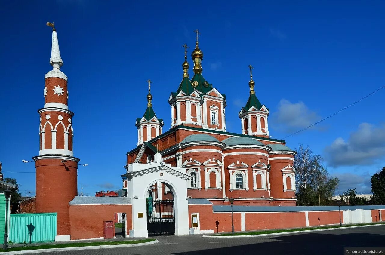 Успенский брусенский монастырь. Брусенский монастырь Коломна. Успенская Церковь Брусенского монастыря в Коломне. Успенский Брусенский Коломенский монастырь.