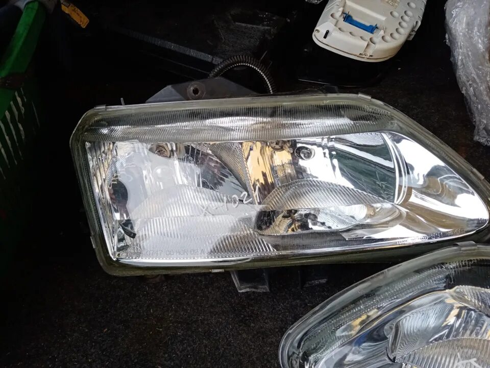 551-11a6r-ld-em. Фара renault espace. Фара renault espace. Тюнинг фар рено лагуна 3. Фара renault espace.