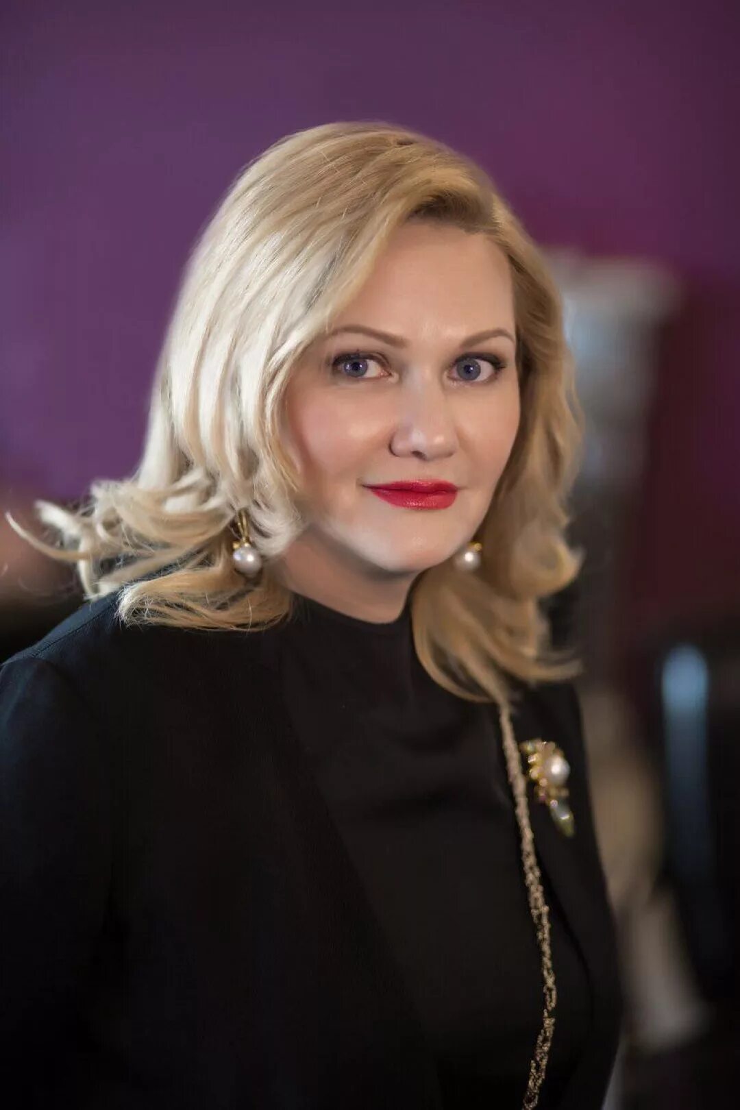 Домина екатеринбург. Ленина 26. Домина екатеринбург. Госпожа кассандра касаль. Lady доминатрикс.