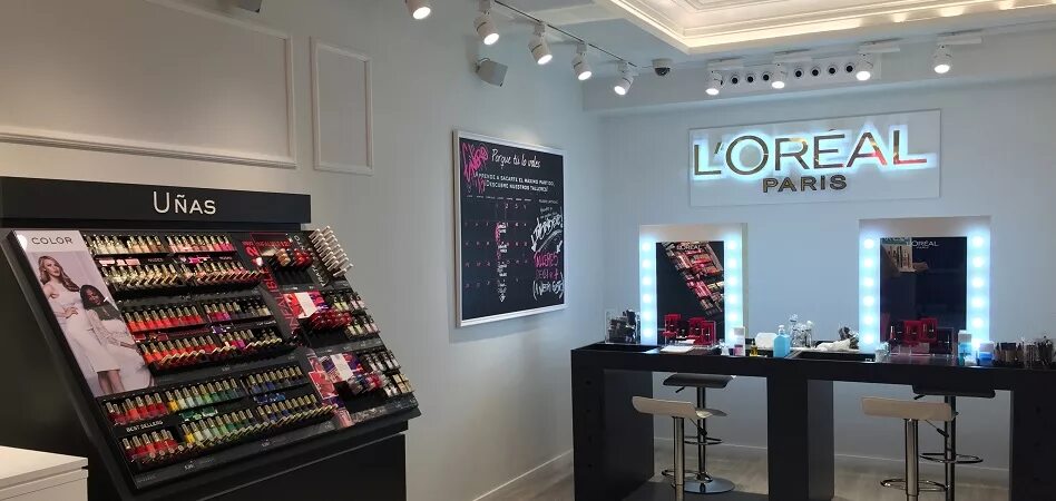 Подружка лореаль. Лореаль магазин. l&#039;oreal магазин. лореаль косметика магазины. косметическая компания l&#039;oreal.