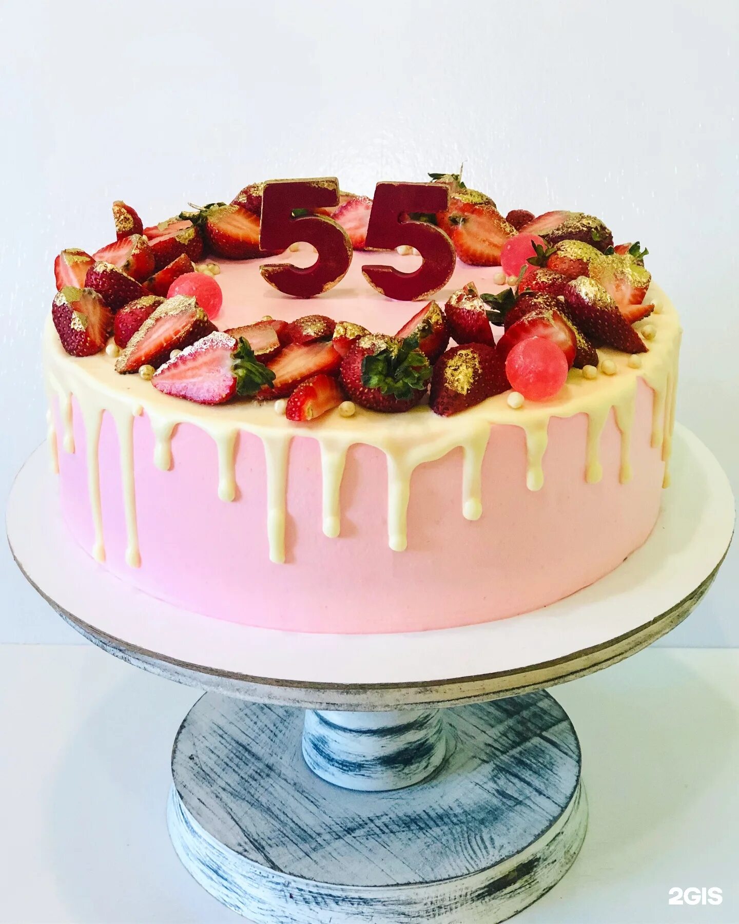 кондитерский цех яхонт. яхонт торты. новогодний торт красный бархат. кондитерские цеха эмблемы. яхонт кондитерская.