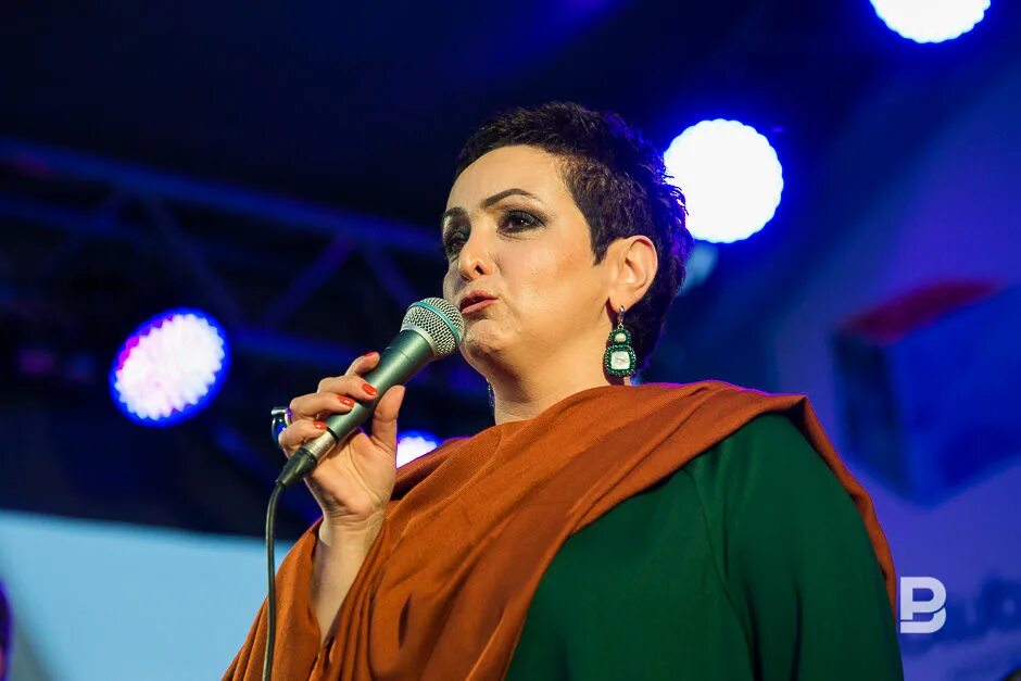 Этери бериашвили стрижка. Salio певица грузинская. Этери бериашвили 2022. Певица этери бериашвили. София нижарадзе грузинская певица.