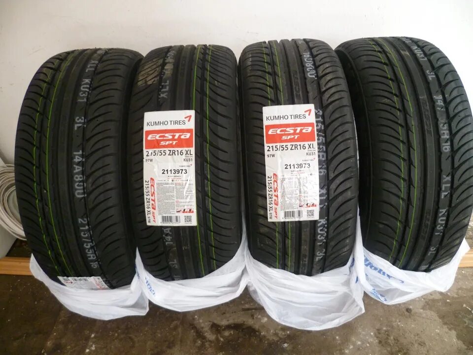 Цена резины на 16 лето. Kumho Ecsta SPT 215 55 16 лето. 215/55 R16. Кумхо 215/60/16 лето. Кумхо шины 205 55 16 лето.