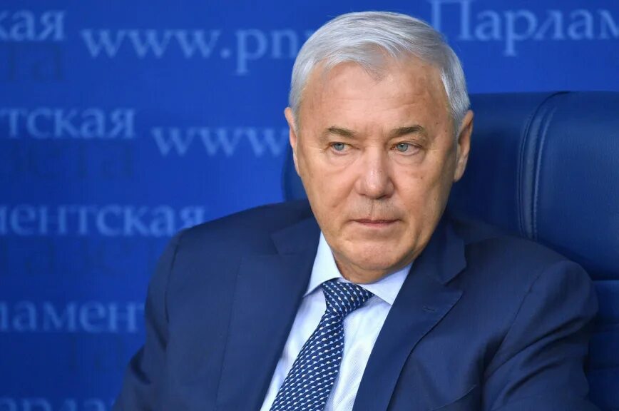 Аксаков председатель. Аксаков госдума.