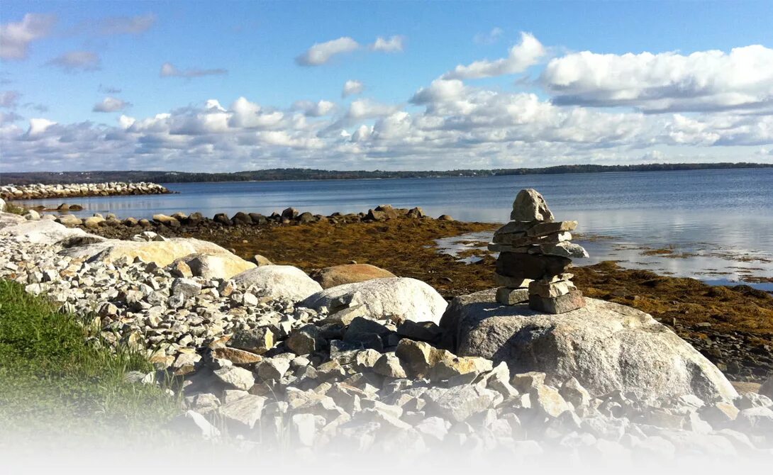 Каменная плита острова Оук. Остров Оук новая Шотландия. Нашел клад на острове.